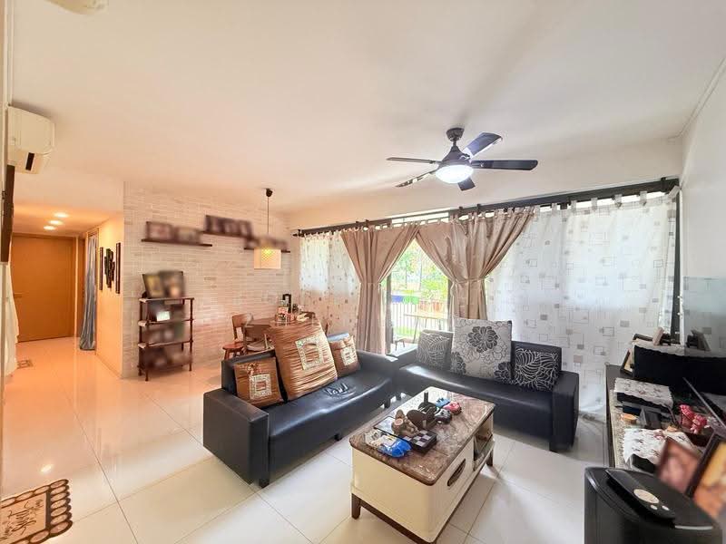 SkyPark Residences, Sembawang Drive, Sembawang / Yishun, 4 Bedrooms, 1,324 sqft, Condominium For Sale, by Jose Loh Zhenhao, 500255579 - Living Room - PropertyGuru.com.sg