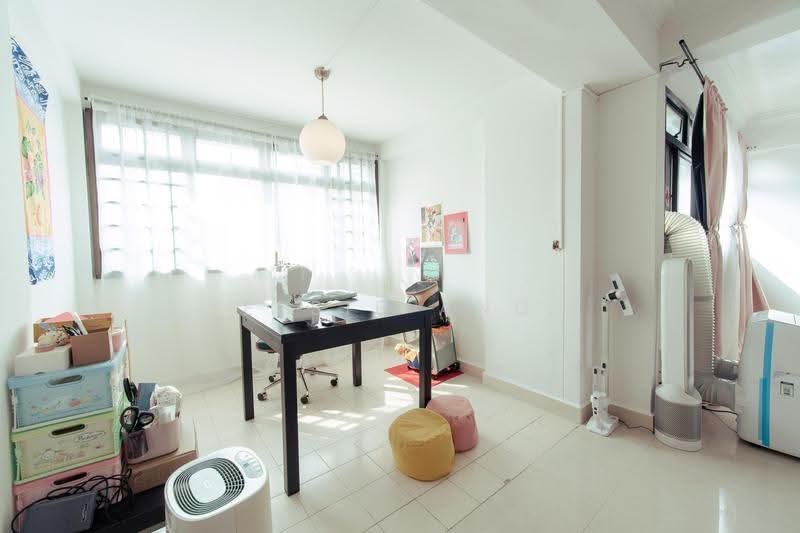 6 Farrer Road, 6 Farrer Road, Tanglin / Holland / Bukit Timah, 3 Bedrooms, 980 sqft, HDB Flat For Sale, by Elsie Ang, 500255584 - Study - PropertyGuru.com.sg