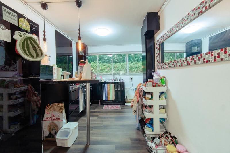 6 Farrer Road, 6 Farrer Road, Tanglin / Holland / Bukit Timah, 3 Bedrooms, 980 sqft, HDB Flat For Sale, by Elsie Ang, 500255584 - Kitchen - PropertyGuru.com.sg
