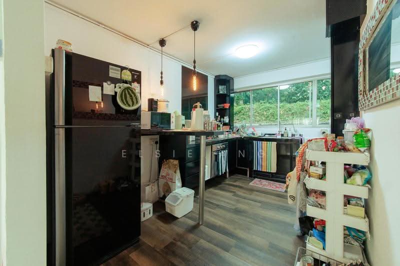 6 Farrer Road, 6 Farrer Road, Tanglin / Holland / Bukit Timah, 3 Bedrooms, 980 sqft, HDB Flat For Sale, by Elsie Ang, 500255584 - Kitchen - PropertyGuru.com.sg