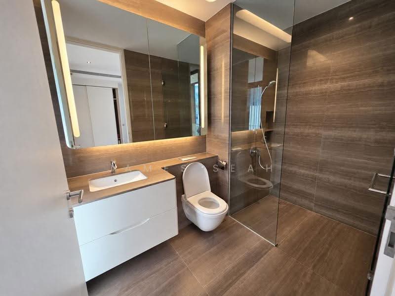 Lloyd SixtyFive, 65 Lloyd Road, Orchard / River Valley, 2 Bedrooms, 1,830 sqft, Condominium For Rent, by James Seah, 500255600 - Bathroom - PropertyGuru.com.sg