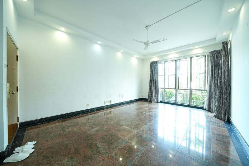 Landbay Condo, 3 Jalan Hajijah, Bedok / Upper East Coast, 3 Bedrooms, 1,141 sqft, Condominium For Rent, by Aaron Goh, 500255602 - Living Room - PropertyGuru.com.sg