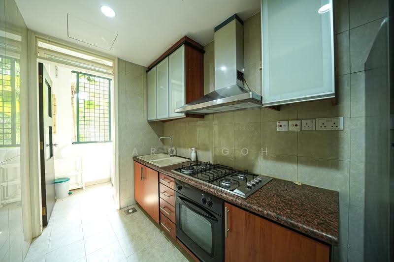 Landbay Condo, 3 Jalan Hajijah, Bedok / Upper East Coast, 3 Bedrooms, 1,141 sqft, Condominium For Rent, by Aaron Goh, 500255602 - Kitchen - PropertyGuru.com.sg