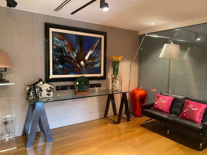 Newton Suites, 60 Newton Road, Newton / Novena, 3 Bedrooms, 4,865 sqft, Apartment For Sale, by Tricia Tan, 500255603 - Living Room - PropertyGuru.com.sg