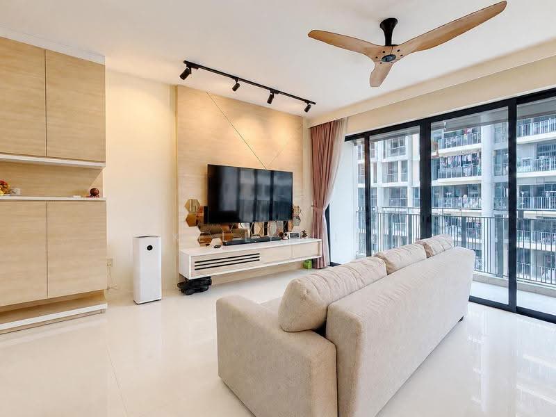 The Rainforest, 331 Choa Chu Kang Avenue 3, Dairy Farm / Bukit Panjang / Choa Chu Kang, 3 Bedrooms, 1,130 sqft, Executive Condominium For Sale, by Kelly Lin, 500255607 - Living Room - PropertyGuru.com.sg