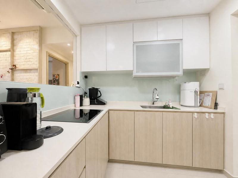 The Rainforest, 331 Choa Chu Kang Avenue 3, Dairy Farm / Bukit Panjang / Choa Chu Kang, 3 Bedrooms, 1,130 sqft, Executive Condominium For Sale, by Kelly Lin, 500255607 - Kitchen - PropertyGuru.com.sg