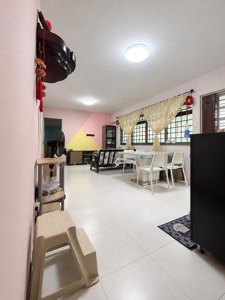 276C Jurong West Street 25, 276C Jurong West Street 25, Boon Lay / Jurong / Tuas, 3 Bedrooms, 969 sqft, HDB Flat For Sale, by Dan Soon, 500255626 - Living Room - PropertyGuru.com.sg