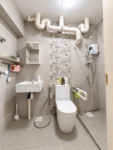 276C Jurong West Street 25, 276C Jurong West Street 25, Boon Lay / Jurong / Tuas, 3 Bedrooms, 969 sqft, HDB Flat For Sale, by Dan Soon, 500255626 - Bathroom - PropertyGuru.com.sg
