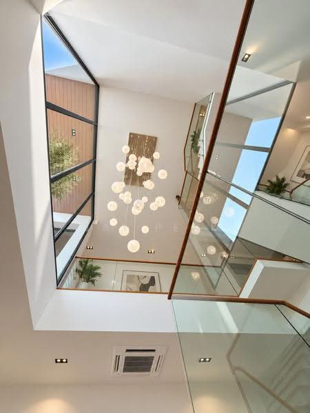 Brand New Freehold Terrace, 4,834 sqft Luxurious Space, Sembawang / Yishun, 6 Bedrooms, 4,834 sqft, Terraced House For Sale, by JAY PECK, 500255643 - Interior - PropertyGuru.com.sg