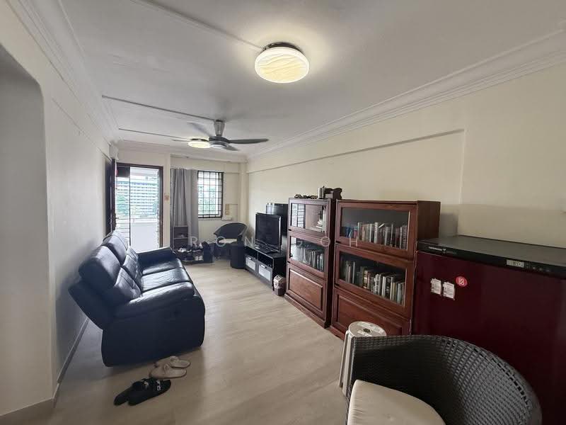 546 Bedok North Street 3, 546 Bedok North Street 3, Bedok / Upper East Coast, Room Rental, 140 sqft, HDB Flat For Rent, by Ron Goh, 500255647 - Living Room - PropertyGuru.com.sg