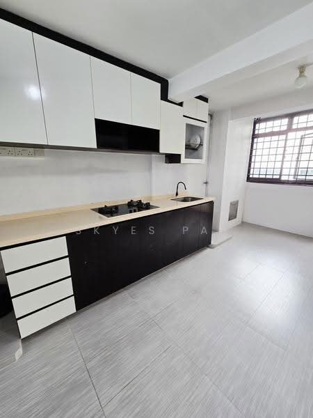 128 Lorong 1 Toa Payoh, 128 Lorong 1 Toa Payoh, Balestier / Toa Payoh, 3 Bedrooms, 721 sqft, HDB Flat For Sale, by Skyes Pan, 500255652 - Kitchen - PropertyGuru.com.sg