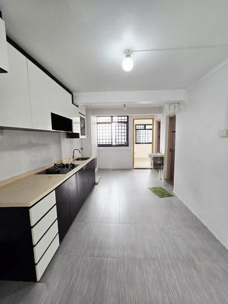 128 Lorong 1 Toa Payoh, 128 Lorong 1 Toa Payoh, Balestier / Toa Payoh, 3 Bedrooms, 721 sqft, HDB Flat For Sale, by Skyes Pan, 500255652 - Kitchen - PropertyGuru.com.sg