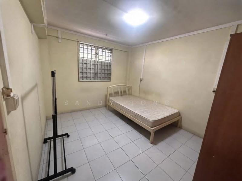 176 Boon Lay Drive, 176 Boon Lay Drive, Boon Lay / Jurong / Tuas, 2 Bedrooms, 635 sqft, HDB Flat For Sale, by Sandy Hong, 500255666 - Bedroom - PropertyGuru.com.sg
