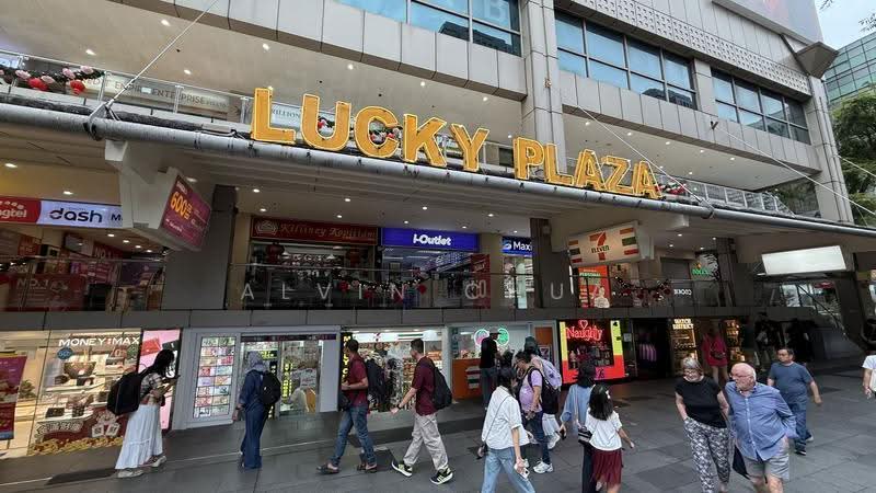 Lucky Plaza, 304 Orchard Road, Orchard / River Valley, 538 sqft, Mall Shop For Sale, by Alvin Chua, 500255668 - Exterior - CommercialGuru.com.sg