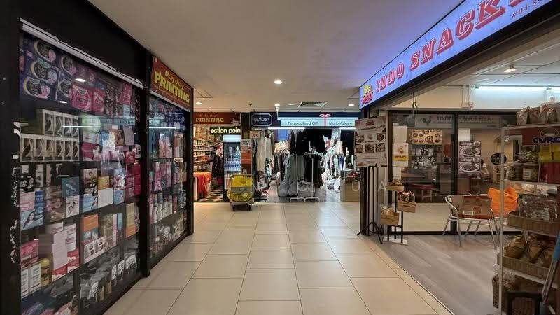 Lucky Plaza, 304 Orchard Road, Orchard / River Valley, 538 sqft, Mall Shop For Sale, by Alvin Chua, 500255668 - CommercialGuru.com.sg