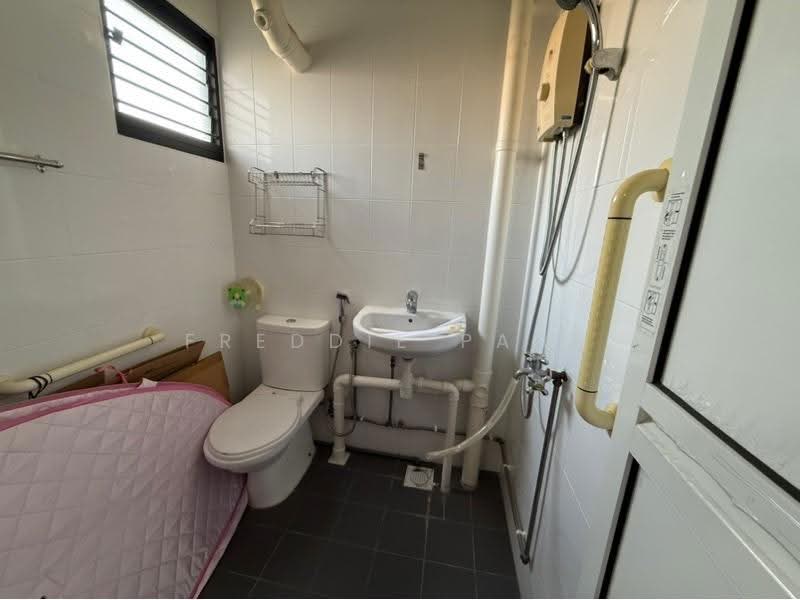 466 Jurong West Street 41, 466 466, Boon Lay / Jurong / Tuas, 3 Bedrooms, 979 sqft, HDB Flat For Sale, by Freddie Pang, 500255672 - PropertyGuru.com.sg