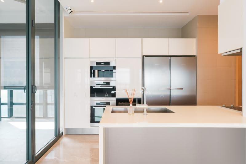 Nouvel 18, 18 Anderson Road, Tanglin / Holland / Bukit Timah, 4 Bedrooms, 2,476 sqft, Condominium For Sale, by Dallas Chan, 500255674 - Kitchen - PropertyGuru.com.sg