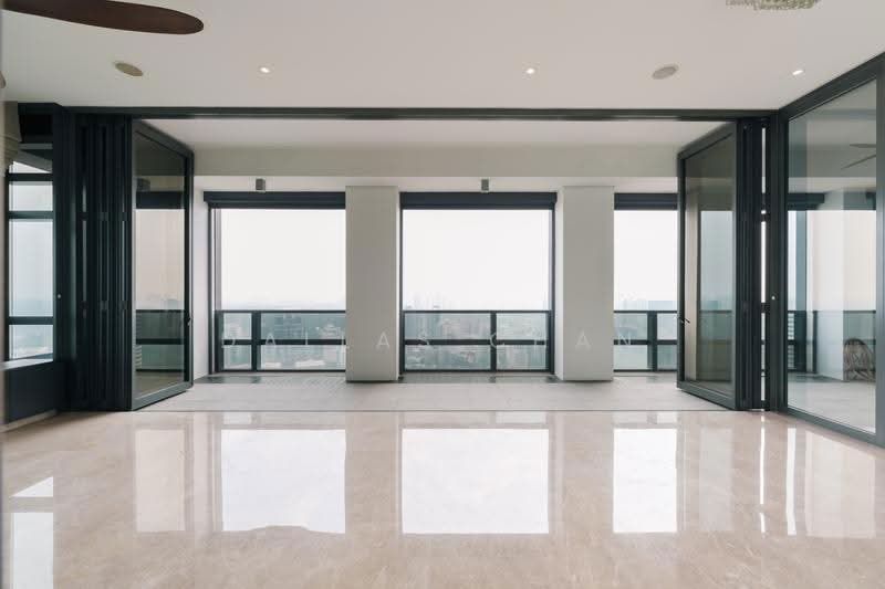 Nouvel 18, 18 Anderson Road, Tanglin / Holland / Bukit Timah, 4 Bedrooms, 2,476 sqft, Condominium For Sale, by Dallas Chan, 500255674 - Balcony - PropertyGuru.com.sg