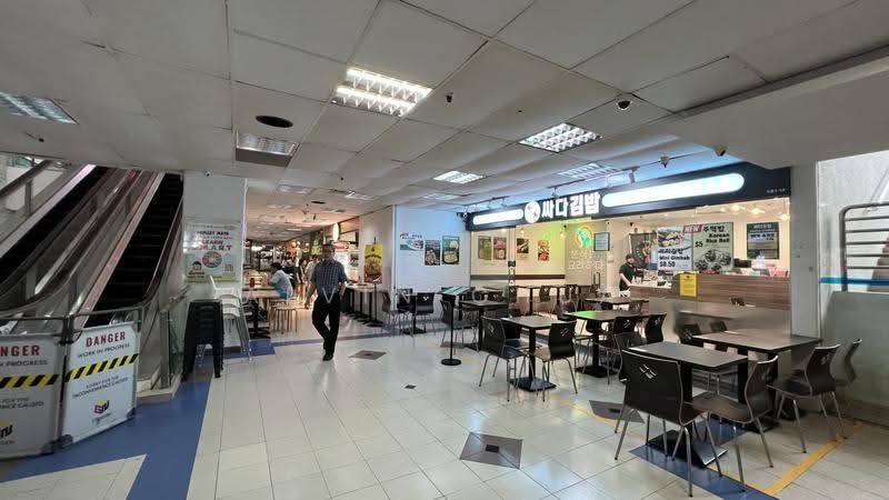 Bukit Timah Shopping Centre, 170 Upper Bukit Timah Road, Clementi Park / Upper Bukit Timah, 258 sqft, Mall Shop For Rent, by Alvin Chua, 500255685 - Interior - CommercialGuru.com.sg