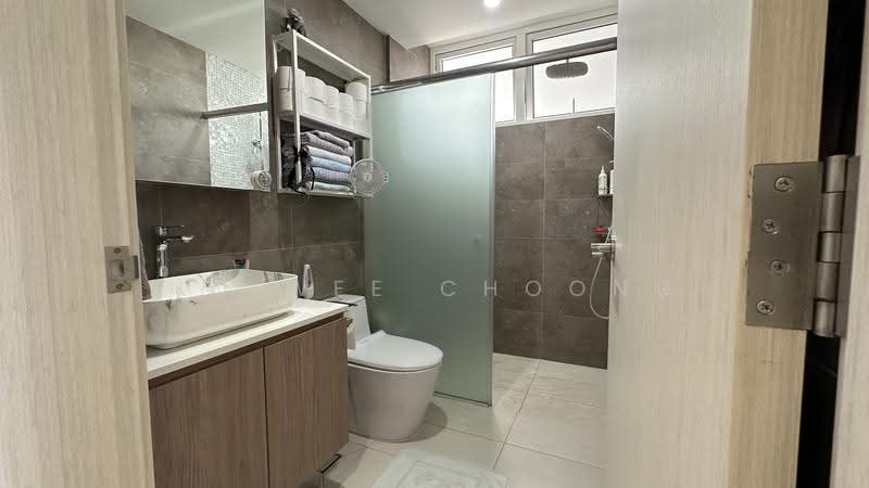 Blu Coral Condo, 127 Lorong L Telok Kurau, East Coast / Marine Parade, 3 Bedrooms, 2,088 sqft, Condominium For Sale, by Ho Wee Choong, 500255690 - Bathroom - PropertyGuru.com.sg