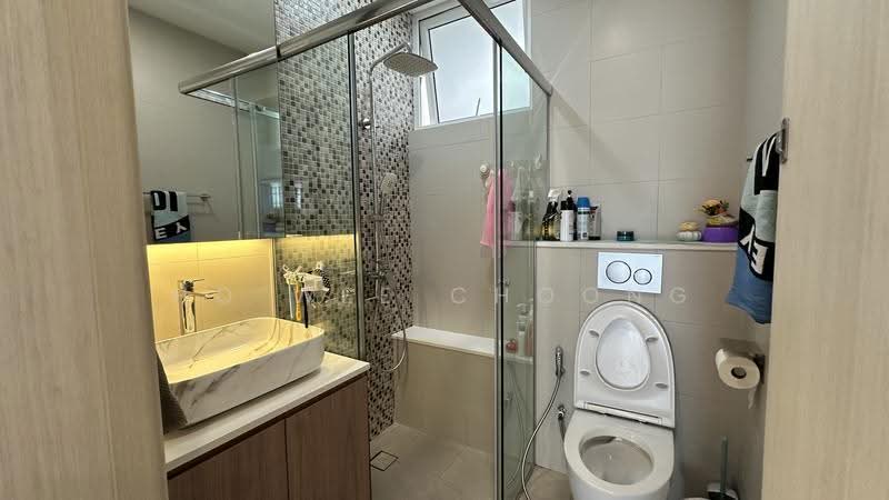 Blu Coral Condo, 127 Lorong L Telok Kurau, East Coast / Marine Parade, 3 Bedrooms, 2,088 sqft, Condominium For Sale, by Ho Wee Choong, 500255690 - Bathroom - PropertyGuru.com.sg