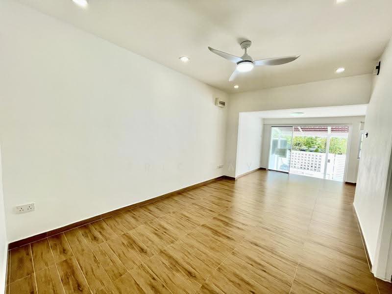 Sembawang Straits Estate, Jalan Machang, Sembawang / Yishun, 4 Bedrooms, 2,098 sqft, Semi-Detached House For Rent, by Eric Tay, 500255691 - Living Room - PropertyGuru.com.sg