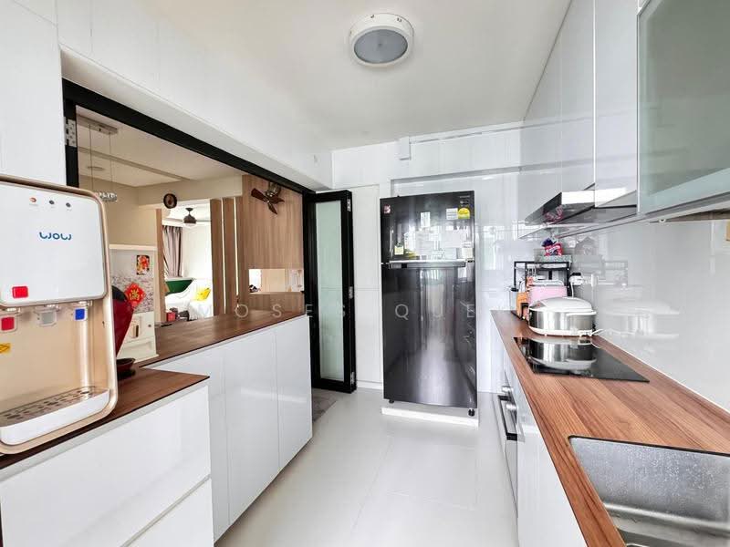 152C Bedok South Road, 152C Bedok South Road, Bedok / Upper East Coast, 3 Bedrooms, 1,001 sqft, HDB Flat For Sale, by Moses Quek, 500255693 - Kitchen - PropertyGuru.com.sg