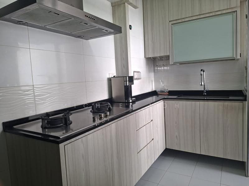 326C Sumang Walk, 326C Sumang Walk, Hougang / Punggol / Sengkang, 2 Bedrooms, 732 sqft, HDB Flat For Sale, by Michael Moh, 500255715 - Kitchen - PropertyGuru.com.sg