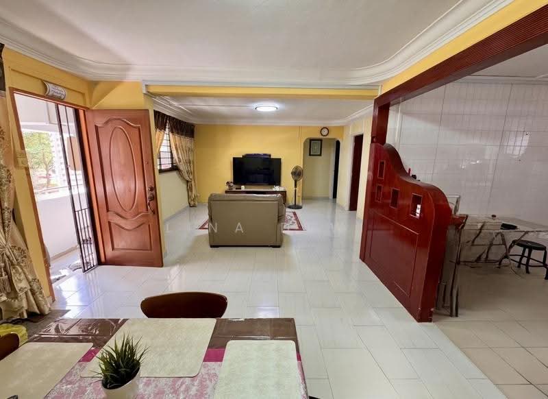 922 Jurong West Street 92, 922 Jurong West Street 92, Boon Lay / Jurong / Tuas, 3 Bedrooms, 1,119 sqft, HDB Flat For Sale, by Lina Dewi, 500255735 - Living Room - PropertyGuru.com.sg