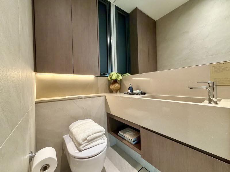 Amberwood at Holland, Tanglin / Holland / Bukit Timah, 5 Bedrooms, 1,335 sqft, Condominium For Sale, by Melissa Lim, 500255743 - Bathroom - PropertyGuru.com.sg
