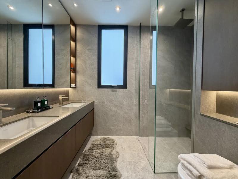 Amberwood at Holland, Tanglin / Holland / Bukit Timah, 5 Bedrooms, 1,335 sqft, Condominium For Sale, by Melissa Lim, 500255743 - Bathroom - PropertyGuru.com.sg