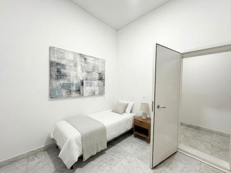 Ritz @ Farrer, 142 Race Course Road, Farrer Park / Serangoon Rd, 3 Bedrooms, 765 sqft, Condominium For Sale, by Noonal Farina, 500255750 - Bedroom - PropertyGuru.com.sg