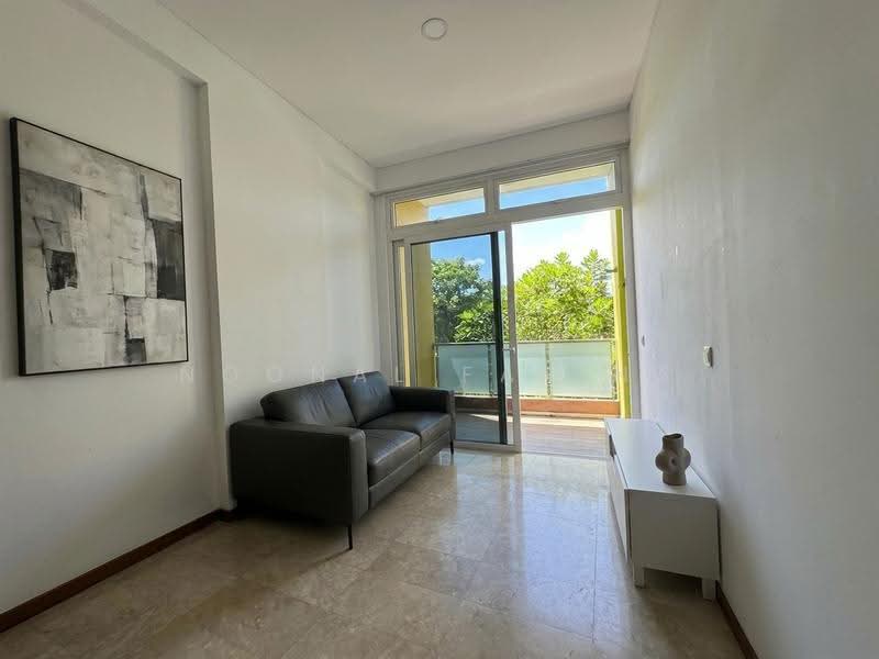 Ritz @ Farrer, 142 Race Course Road, Farrer Park / Serangoon Rd, 3 Bedrooms, 765 sqft, Condominium For Sale, by Noonal Farina, 500255750 - Living Room - PropertyGuru.com.sg