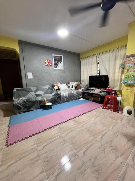 703 Woodlands Drive 40, 703 Woodlands Drive 40, Admiralty / Woodlands, Room Rental, 120 sqft, HDB Flat For Rent, by Ang Mingwei, 500255753 - Living Room - PropertyGuru.com.sg