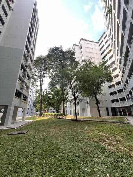 703 Woodlands Drive 40, 703 Woodlands Drive 40, Admiralty / Woodlands, Room Rental, 120 sqft, HDB Flat For Rent, by Ang Mingwei, 500255753 - Exterior - PropertyGuru.com.sg