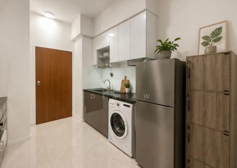 Within 500m to Kong Hwa School! Cheap 2 plus Study For Sale!, Within 500m to Kong Hwa School! Cheap 2 plus Study For Sale!, Eunos / Geylang / Paya Lebar, 2 Bedrooms, 840 sqft, Condominium For Sale, by Aden Aw, 500255764 - Kitchen - PropertyGuru.com.sg