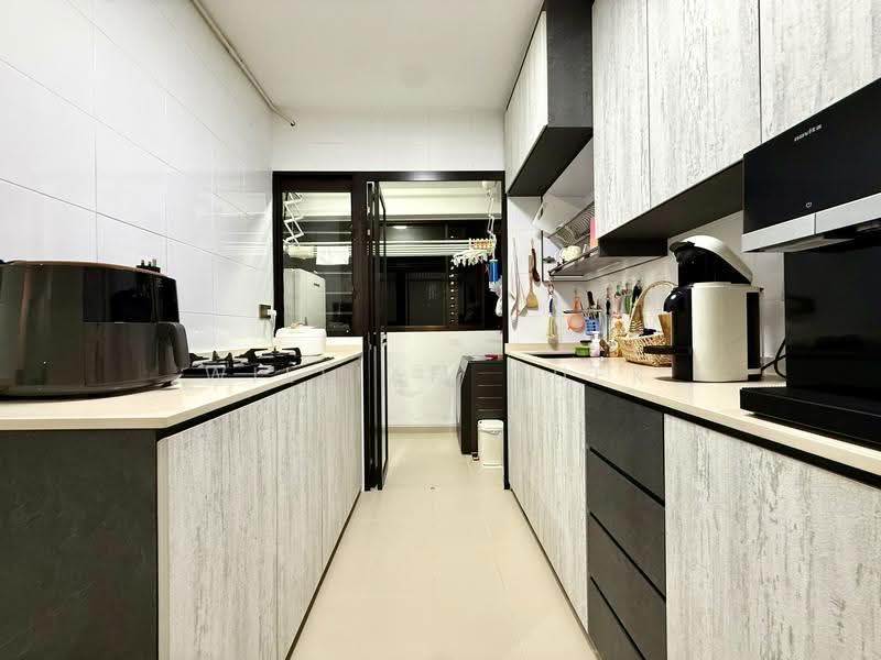208A Clementi Avenue 6, 208A Clementi Avenue 6, Buona Vista / West Coast / Clementi New Town, 2 Bedrooms, 732 sqft, HDB Flat For Sale, by William Quek, 500255768 - Kitchen - PropertyGuru.com.sg