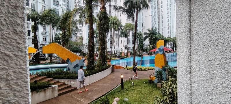 Casablanca, 21 Rosewood Drive, Admiralty / Woodlands, 3 Bedrooms, 1,342 sqft, Condominium For Sale, by Ivan Tan, 500255778 - Pool - PropertyGuru.com.sg