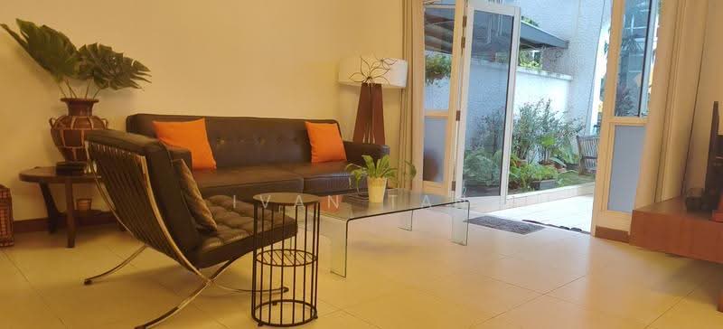Casablanca, 21 Rosewood Drive, Admiralty / Woodlands, 3 Bedrooms, 1,342 sqft, Condominium For Sale, by Ivan Tan, 500255778 - Living Room - PropertyGuru.com.sg