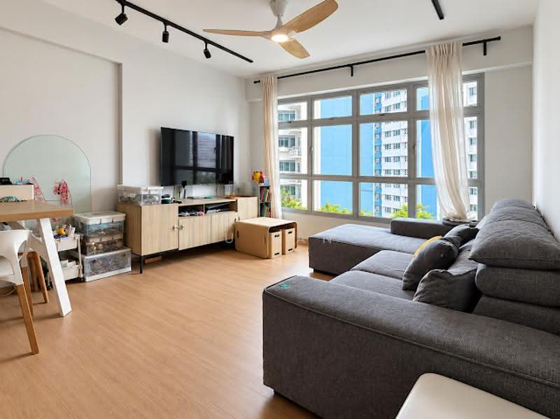 782C Woodlands Crescent, 782C Woodlands Crescent, Admiralty / Woodlands, 3 Bedrooms, 990 sqft, HDB Flat For Sale, by Liu Yang, 500255786 - Living Room - PropertyGuru.com.sg