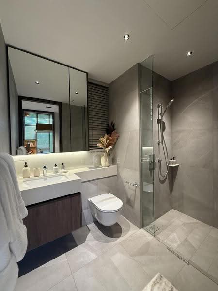 Terra Hill, 18 Yew Siang Road, Buona Vista / West Coast / Clementi New Town, 4 Bedrooms, 1,830 sqft, Condominium For Sale, by Valerie Cai, 500255795 - Bathroom - PropertyGuru.com.sg
