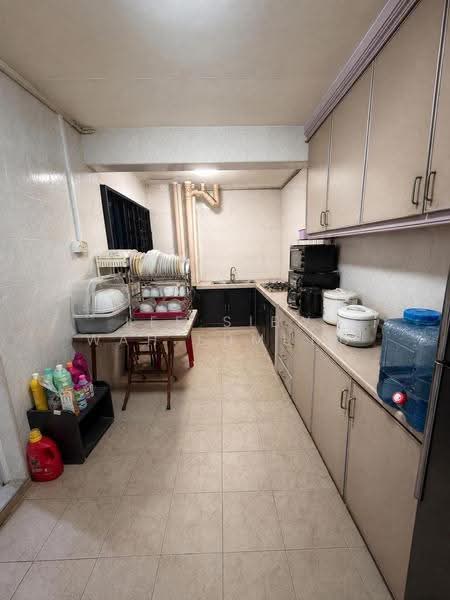238 Jurong East Street 21, 238 Jurong East Street 21, Boon Lay / Jurong / Tuas, 3 Bedrooms, 1,291 sqft, HDB Flat For Sale, by Lee Siew Wah Edmund, 500255813 - Kitchen - PropertyGuru.com.sg
