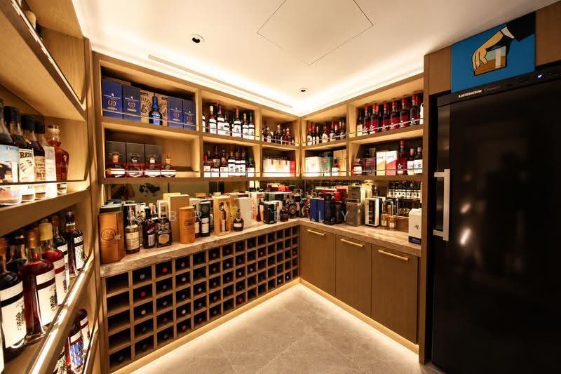 Residences 8, Lengkok Merak, Tanglin / Holland / Bukit Timah, 4 Bedrooms, 7,912 sqft, Cluster House For Sale, by Bruce Lye, 500255819 - Wine Cellar - PropertyGuru.com.sg
