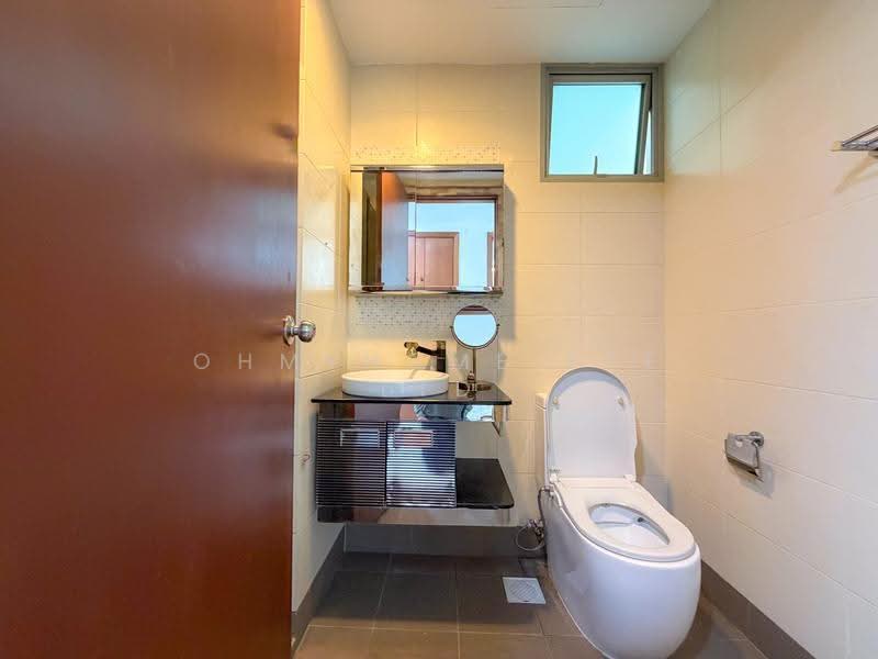 Whitewater, 27 Pasir Ris Street 72, Pasir Ris / Tampines, 3 Bedrooms, 1,195 sqft, Condominium For Rent, by DON SIDHU, 500255820 - Bathroom - PropertyGuru.com.sg