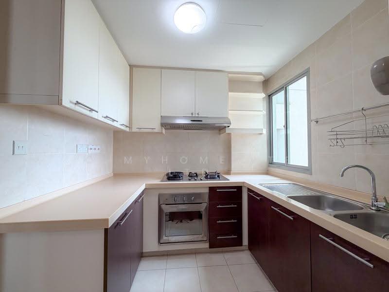 Whitewater, 27 Pasir Ris Street 72, Pasir Ris / Tampines, 3 Bedrooms, 1,195 sqft, Condominium For Rent, by DON SIDHU, 500255820 - Kitchen - PropertyGuru.com.sg