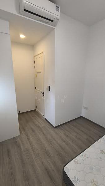 Royal Hallmark, 1 Haig Lane, East Coast / Marine Parade, Room Rental, 100 sqft, Condominium For Rent, by Robin Chan, 500255824 - Interior - PropertyGuru.com.sg