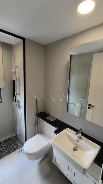 Royal Hallmark, 1 Haig Lane, East Coast / Marine Parade, Room Rental, 100 sqft, Condominium For Rent, by Robin Chan, 500255824 - Bathroom - PropertyGuru.com.sg