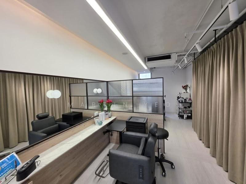 The Flow @ East Coast, 66 66, East Coast / Marine Parade, 689 sqft, Mall Shop For Sale, by Martin Yeo, 500255835 - CommercialGuru.com.sg