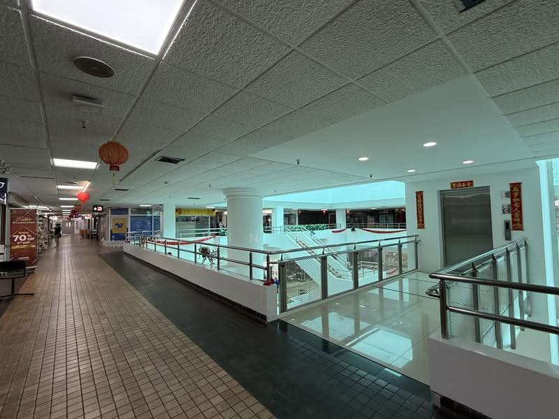 Beauty World Centre, 144 Upper Bukit Timah Road, Clementi Park / Upper Bukit Timah, 517 sqft, Mall Shop For Sale, by Alvin Chua, 500255852 - Corridor - CommercialGuru.com.sg
