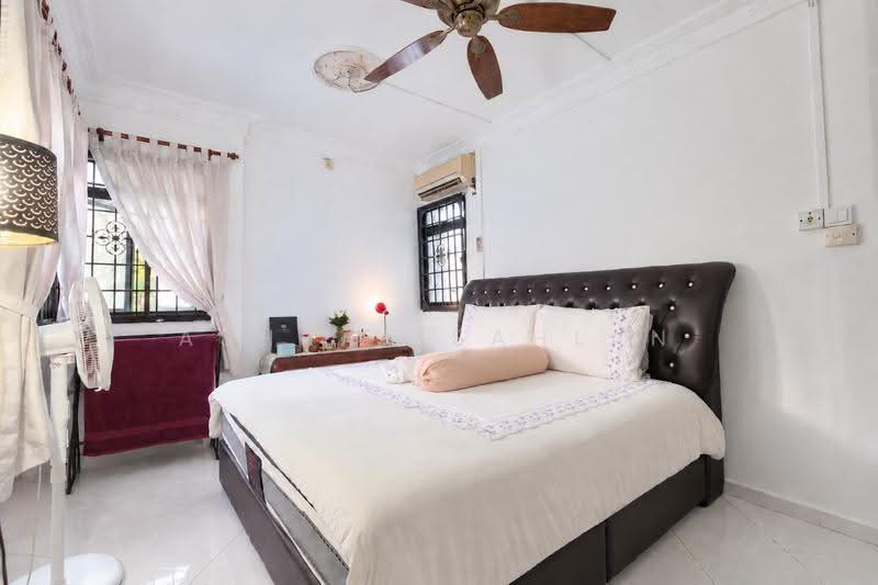 667C Jurong West Street 65, 667C Jurong West Street 65, Boon Lay / Jurong / Tuas, 3 Bedrooms, 1,184 sqft, HDB Flat For Sale, by Ashraf Sahlan, 500255855 - Master Bedroom - PropertyGuru.com.sg